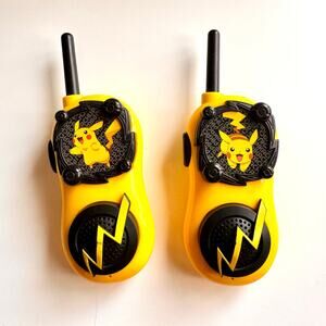 Pokémon Pikachu Walkie Talkies 2018 Two-Way Radio Tested Works Yellow and Black